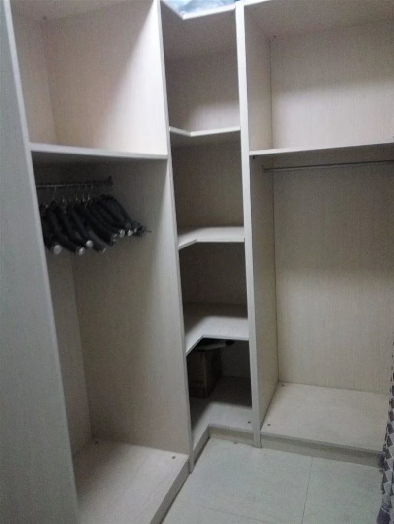 鐵南金燦一期步梯樓單間出租