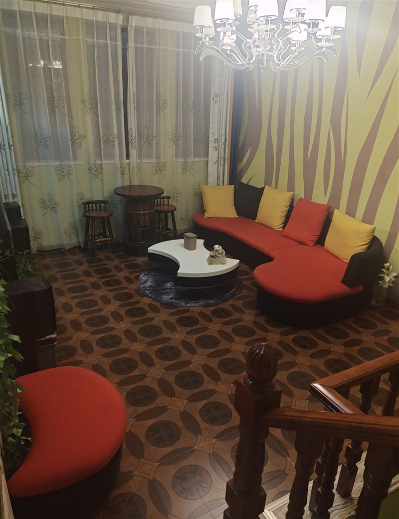 岳熙臺(tái)小區(qū)房屋出售