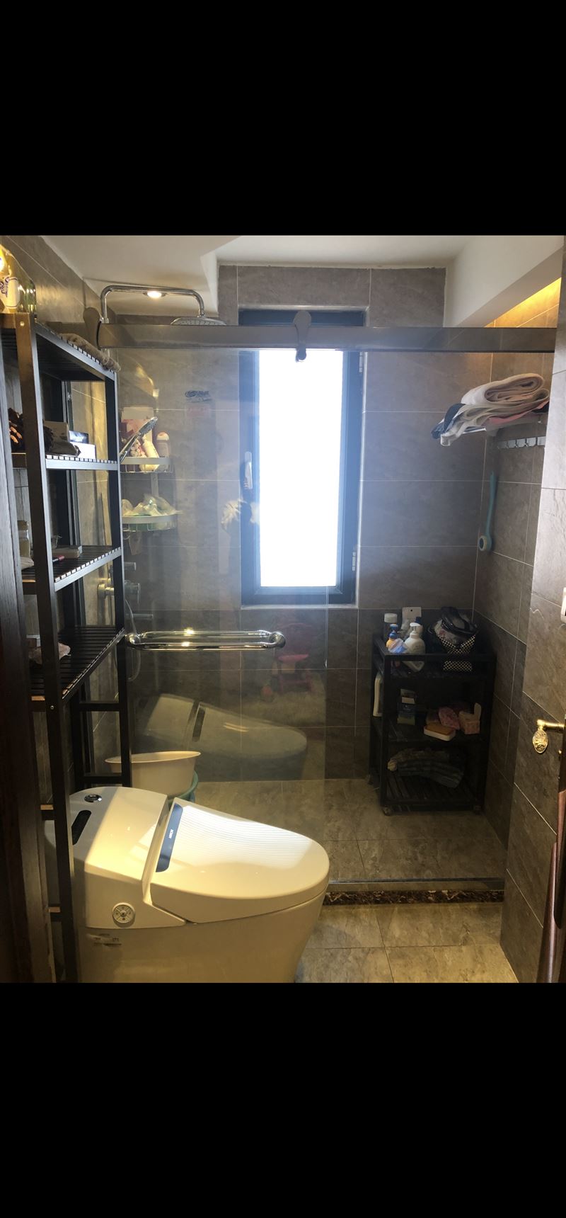 東方盛世家園170平電梯大平層出租