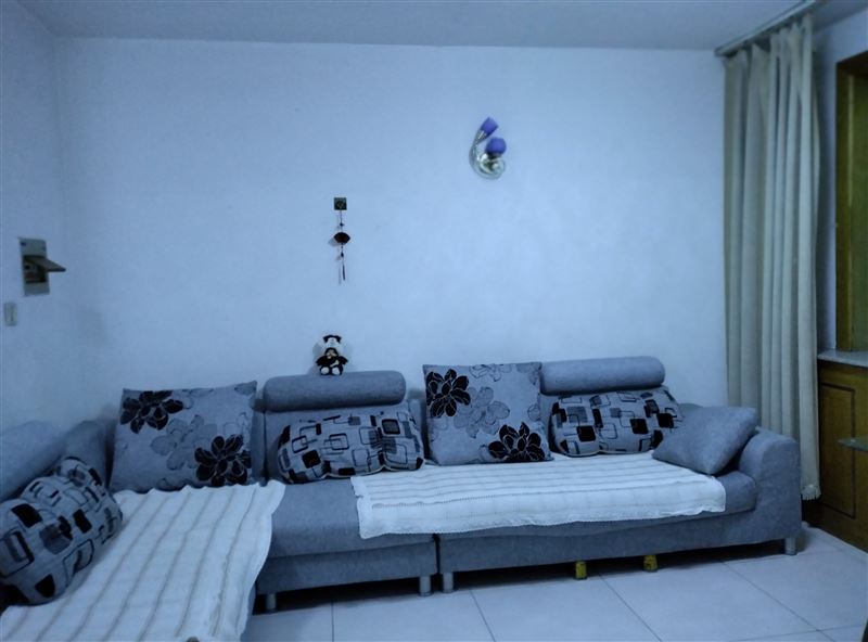 出租鐵南世紀(jì)園樓房