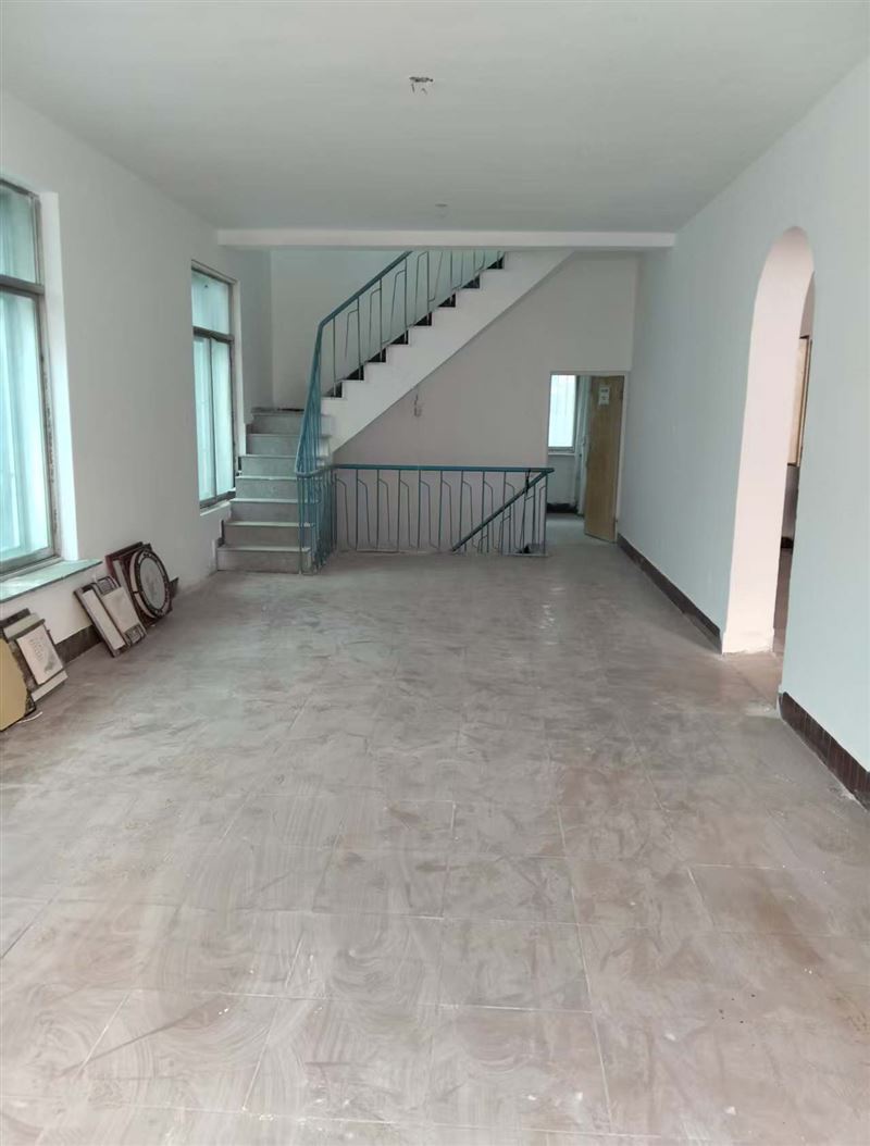 出售百貨大樓北側(cè)獨(dú)棟商鋪