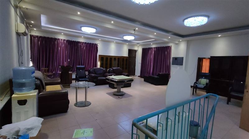 出售百貨大樓北側(cè)獨(dú)棟商鋪