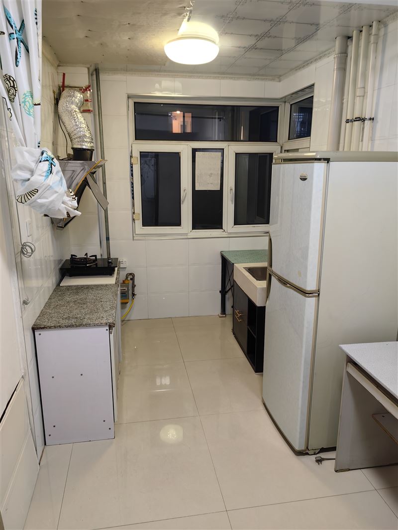 鑫順花城社區(qū)樓房出租兩室一廳二層