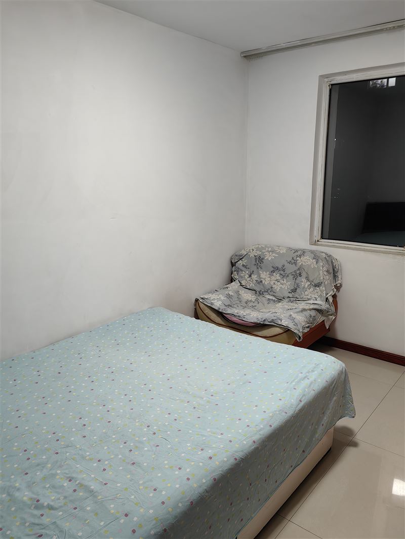 鑫順花城社區(qū)樓房出租兩室一廳二層