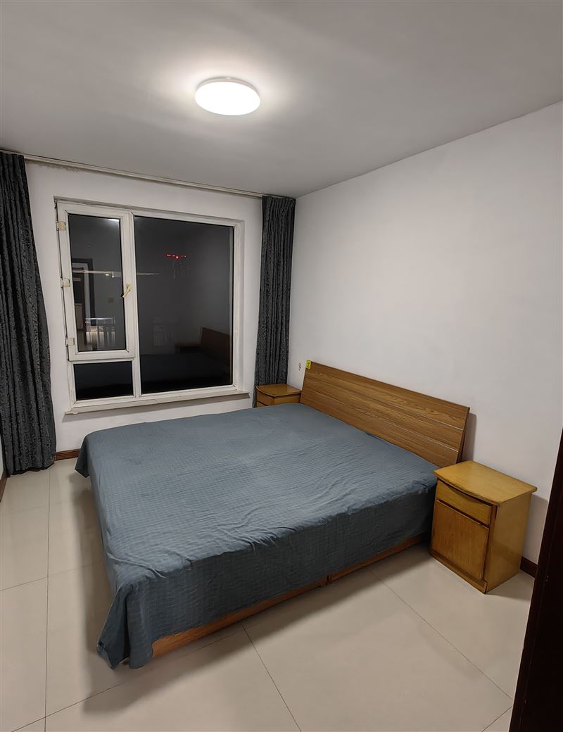 鑫順花城社區(qū)樓房出租二層