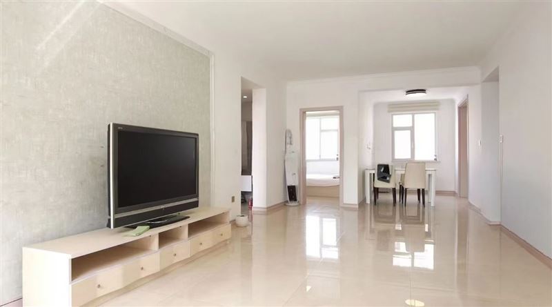 通遼市科爾沁區(qū)京漢六期電梯樓低價(jià)出售