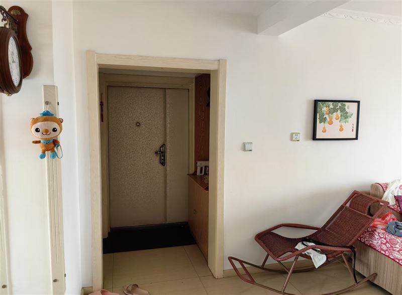 北國(guó)之春136平房屋出售